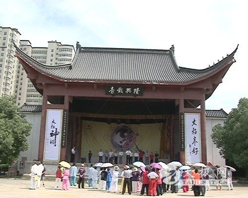 01.jpg