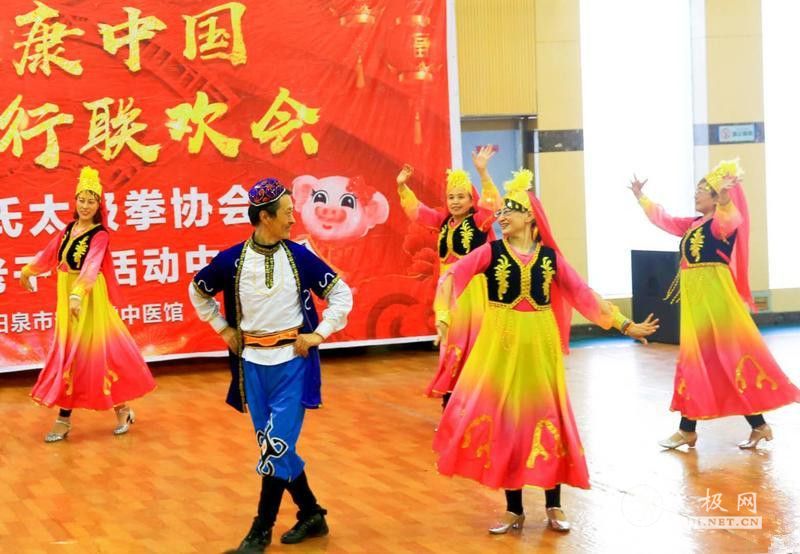 aPh PKoTy6tIzx1Aje8=.jpg