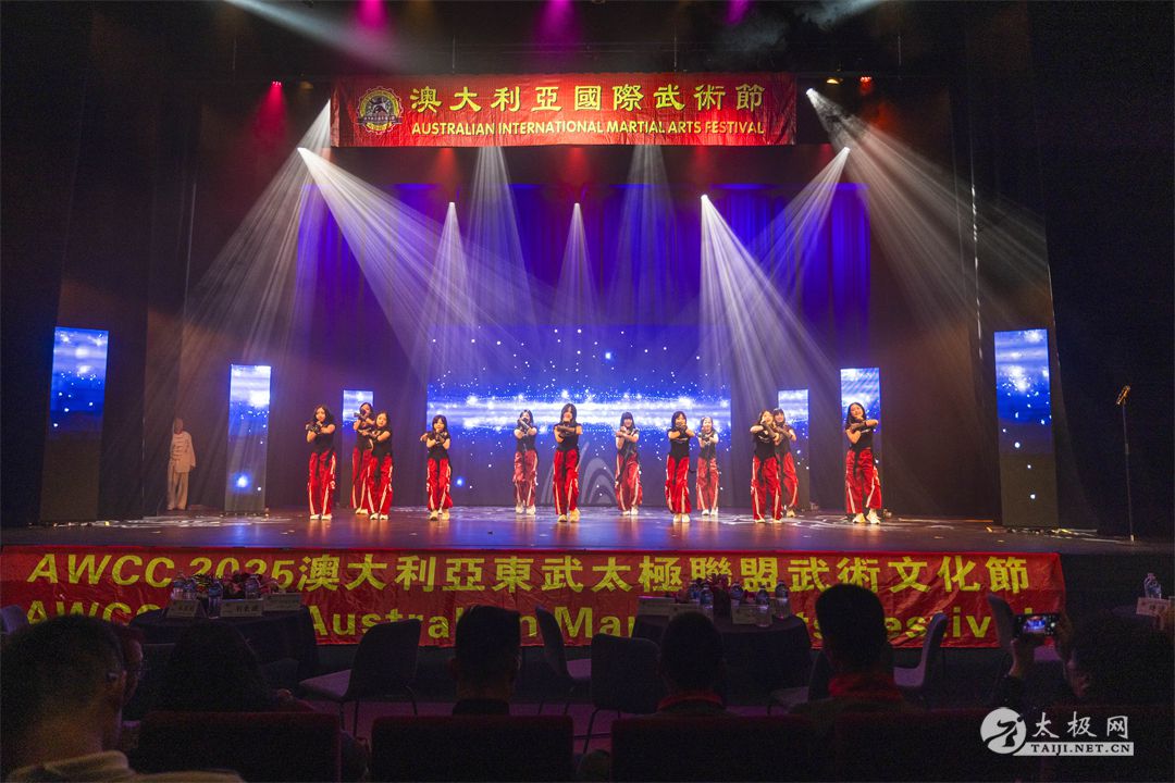 R5_20796p.jpg
