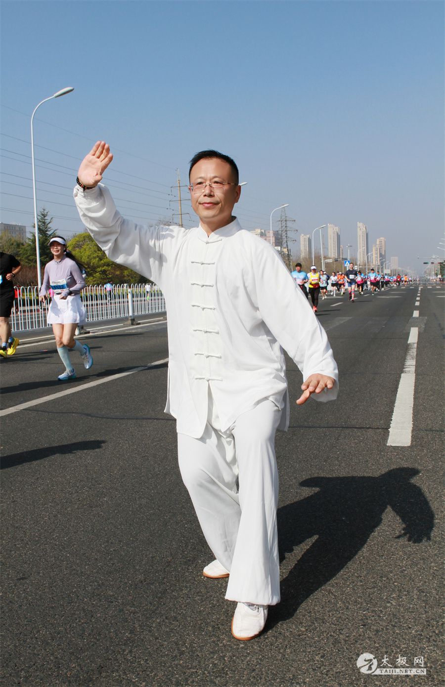 2b5fd085516bc72dc695daf3447deade.jpg