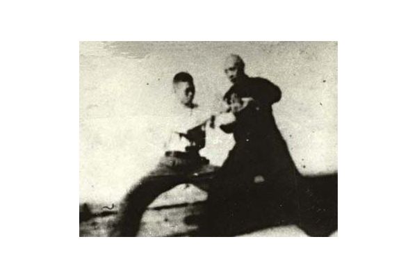 ̫������:����ƽ������Ӧ��