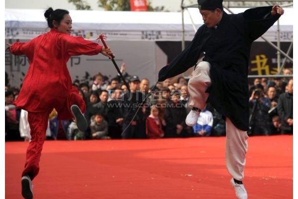 �׽��л������Ļ�������Ȫ�������Ļ