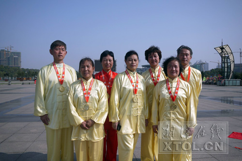 ��̶̫����������۹����������¶�����