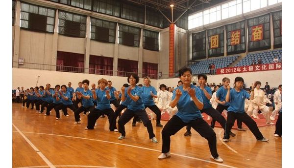 �������Ƽ��Ӵ�ˣ̫�� �л���ͳ�Ļ��ߺ�����