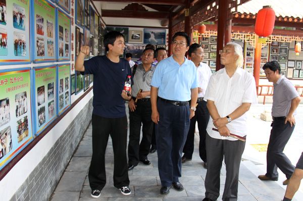 �Ļ���ר��ݰ�¿���̫��ȭ�걨��������������Ļ��Ų�����������