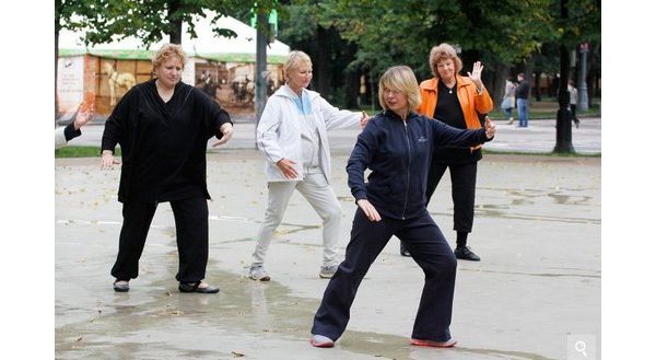 ���׶�Ī˹�ƹ��й��� ��������ѧϰ̫��ȭ