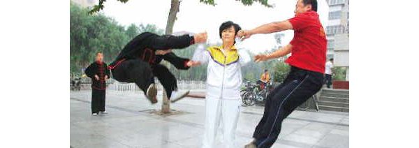 �����ձ���Ī�����л�����