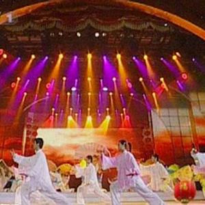 ̫���������ڳ������������֮��