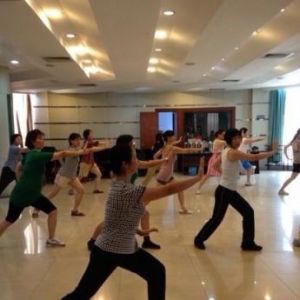 �����Ľ�����ʦ��ϰ��ŷ������̫���и��ܴ�ͳ�Ļ�