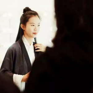 ֵġԼܡǹģ̫Ůˣˮ