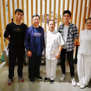 ߽ʱͬԲαϯӦμί