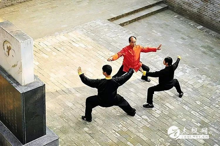 Ѧ̫Ϊʲôûʦǲеģ