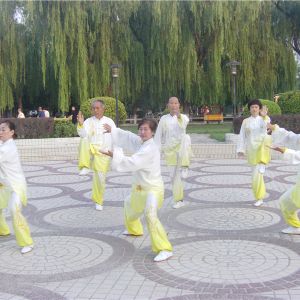 ԫ̫ѧУ԰̫ӡֱ̫ȭƵ