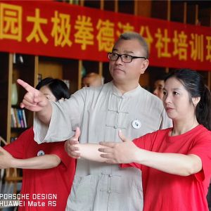 飺ӵ̫̽԰ۻ԰̫ȭĻԲ׮