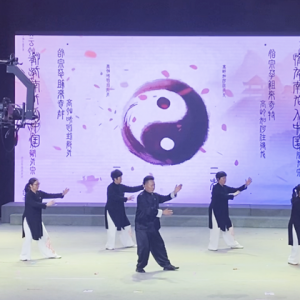 ̫Ů ǰ̡պ̫ѵʼ