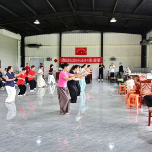 ����̫��ȭС�ܴ��˳�ʫ���߽����ϣ�50����ȭ�ѹ���̫��